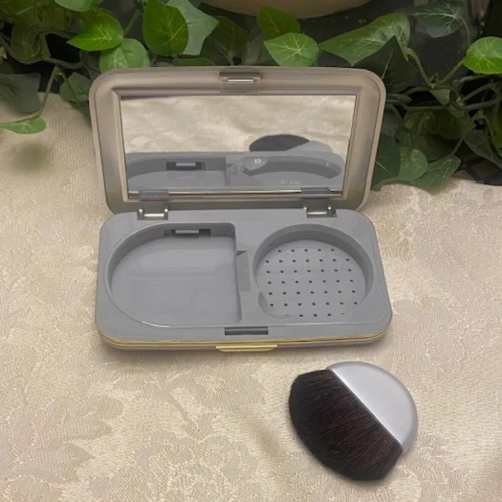 Mary Kay Timewise Silver Refillable Compact